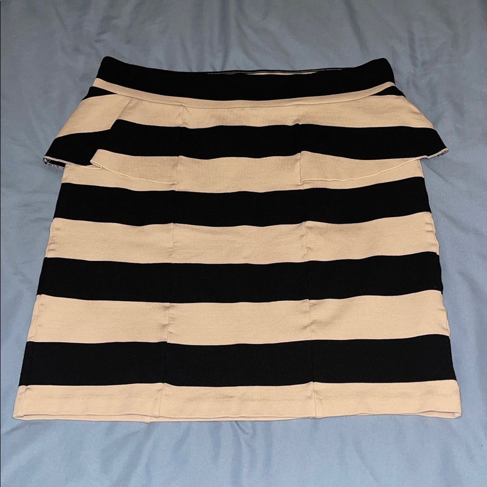 Kensie skirt